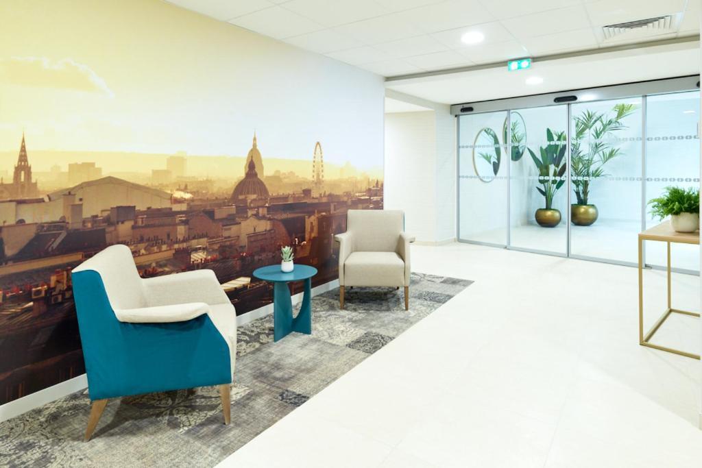Zenao Appart'Hotels Suresnes Bagian luar foto