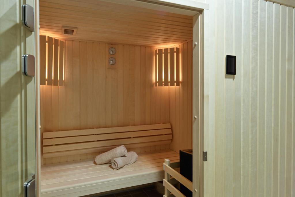 Zenao Appart'Hotels Suresnes Bagian luar foto