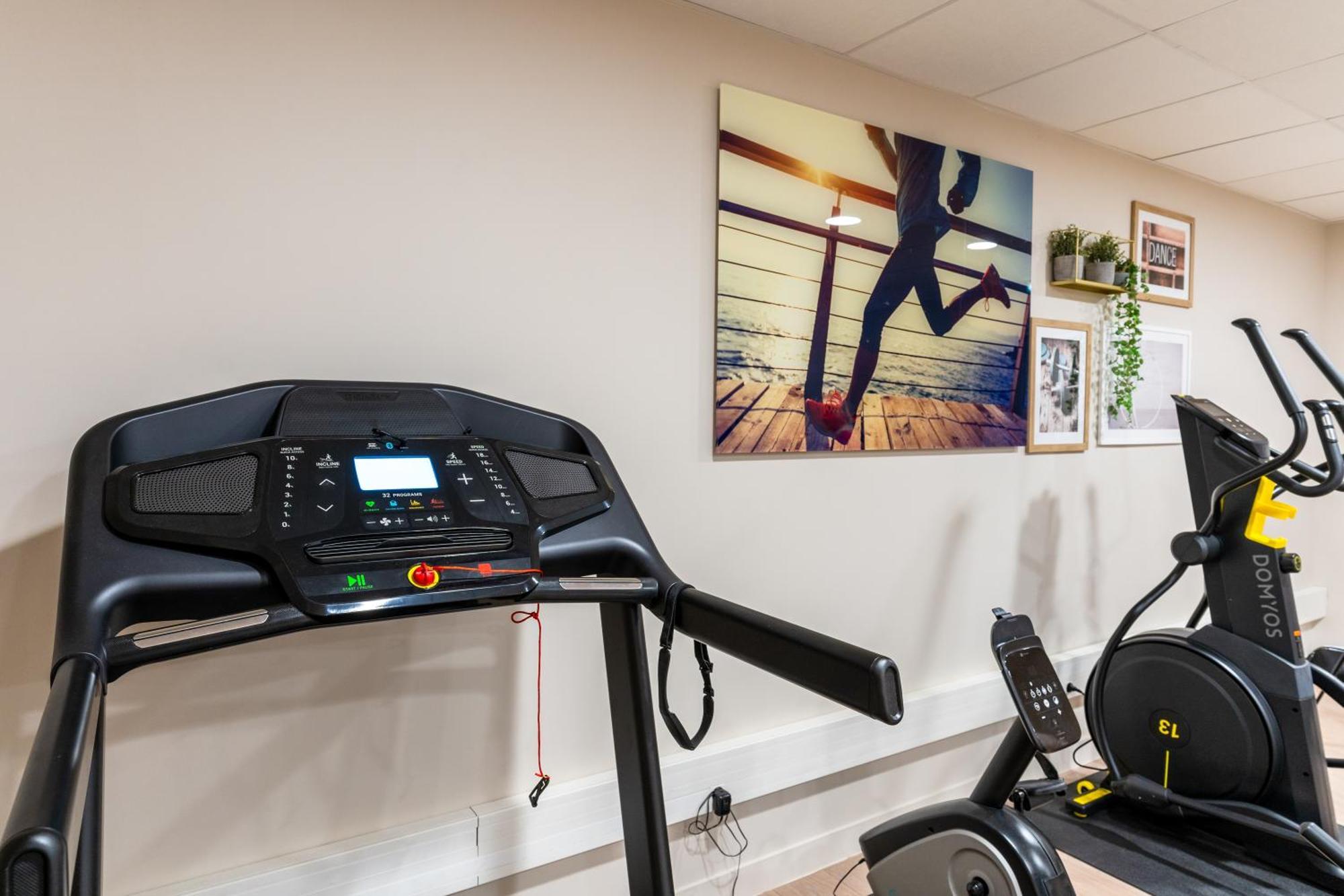 Zenao Appart'Hotels Suresnes Bagian luar foto
